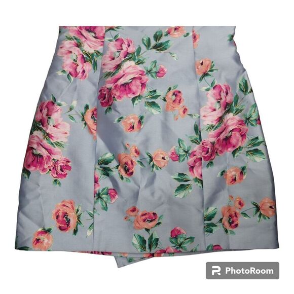 Floral Strapless Dress - Picture 5 of 9